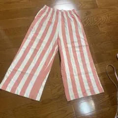 ZARAピンクと白のストライプ ワイドパンツ