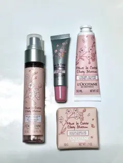 L'OCCITANE チェリーブロッサム モイスチャーミスト ハンドクリーム