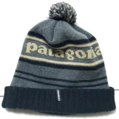 patagonia ポンポン付きニット帽 グレー/ブラック