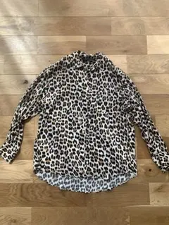 ZARA レオパード柄 長袖シャツ