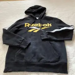 Reebok フード付きスウェット 黒