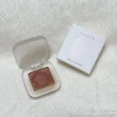 【to/one】ペタル フロート アイズ 03 アイシャドウ 箱付き