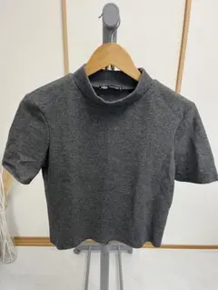 ZARA グレー ハイネック 半袖ニット