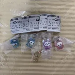 ちいかわ　めじるしアクセサリー　ハチワレ　ちいかわ　うさぎ　モモンガ　4種