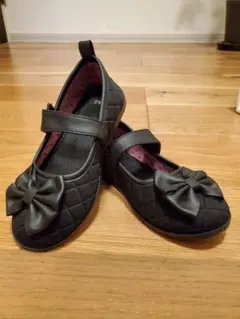 リボン付きブラックマリー・ジェーンシューズ 19.0cm