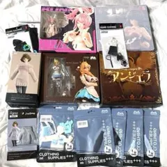 フィギュア 5点 フィギュア用カスタム品+衣類 10点 特大まとめ売りのサムネイル