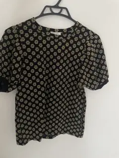 【FREAK'S STORE】 花柄 半袖トップスのサムネイル