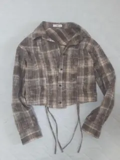 api⭐ショート丈チェックシャツブラウン