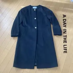 A DAY IN THE LIFE ノーカラーコート　黒　金ボタン　ロング