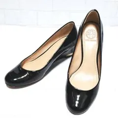 美品✨Tory Burch エナメル黒ウェッジパンプス 6.5M