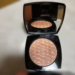 CHANEL MAXI POUDRE ILLUMINATRICE プレシャス