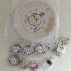 は*こ様 ちいかわ×くら寿司 コラボ お皿 うさぎ フィギュア 缶バッジ マグネ