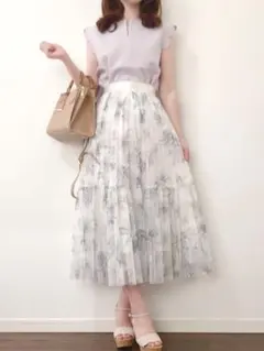 【美品】ジャスグリッティー＊ニュアンスフラワープリーツスカート