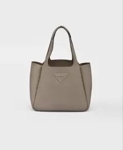 PRADA レザートートバッグ