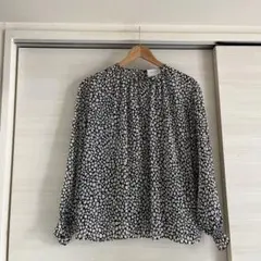 美品 UNITED ARROWS レオパード ボリュームスリーブ ブラウスのサムネイル