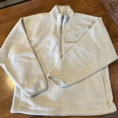 ユニクロ　フリース　オフホワイト