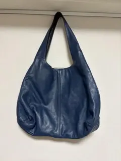 agnes b レザーショルダーバッグのサムネイル