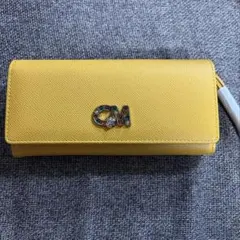 【新品未使用品】CECIL Mc BEE セシルマクビー　長財布のサムネイル