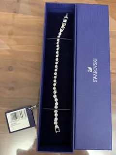 Item thumbnail for item 84ce9bfb-9b9d-4045-823d-6cce5052dce1