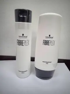 Schwarzkopf FIBREPLEX シャンプー＆トリートメント　３セットのサムネイル