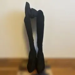 ZARA ニーハイブーツ　ブラック