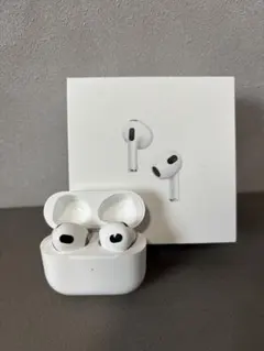 Apple AirPods3 本体 ホワイト 箱　充電ケース付き