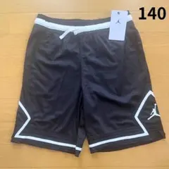 【新品】ジョーダン ハーフパンツ 140 黒　バスパン NIKE　ジュニア