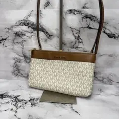 (未使用品)大人気、マイケルコース、ショルダーバッグ、総柄、人気色、白、茶、金