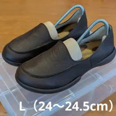 Item thumbnail for item 7015d17c-0fb2-4770-837b-41f5b58c3a1f