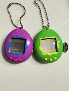 たまごっち　初代　海外　パープル　グリーン　未使用品
