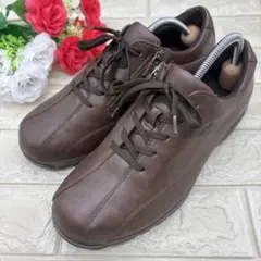 ふわふわ様専用　YONEX パワークッション　サイドジップ　ブラウン　25.5