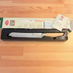 Item thumbnail for item 619a3486-cb81-4561-a7cf-84225c01cddd