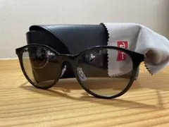 Ray-Ban サングラス　RB4334D