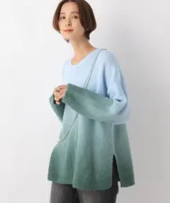 【新品未使用】LEPSIM グラデーションニットのサムネイル