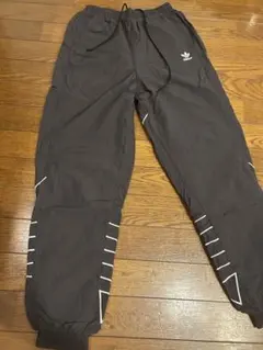 adidas originals ロゴトラックパンツ xs 160