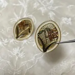 ヴィンテージフラワーピアス