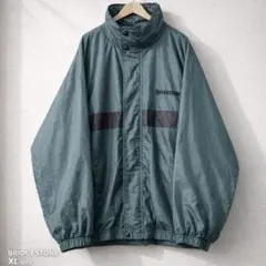 Item thumbnail for item a2fc4b2b-c84a-4dce-9e72-50d72fff1a38