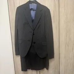 黒ストライプ ビジネススーツ スカート　オンワード樫山　jpress