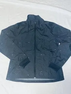 Under Armour ドット柄ウィンドブレーカー