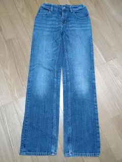 Item thumbnail for item 753f3457-f4a4-45e7-91f2-468748a0668d