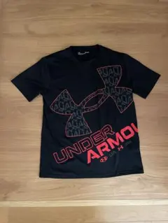 Under Armour スポーツ Tシャツ 黒/赤　Mサイズ
