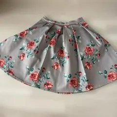 titty&Co. 花柄フレアスカート グレーのサムネイル