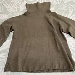 タートルネックニット
