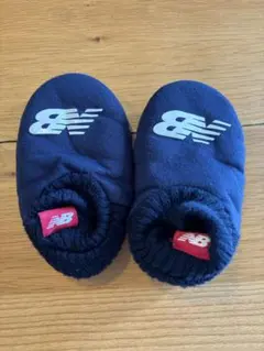 New Balance ネイビー スリッパ　約15〜17cm