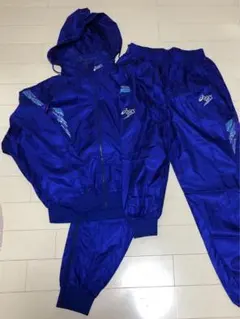 asics フード付きピステとパンツセット