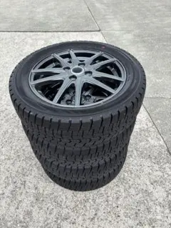 ダンロップ ウインターマックス WM02 165/60R15 スタッドレス4本のサムネイル