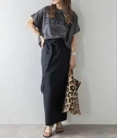 刺繍ピグメント スウェットTシャツ＆ベルト付きロングスカート セットアップ