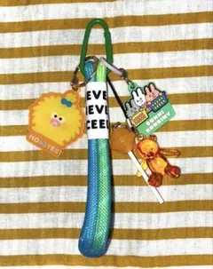 BUNNI KONBINY目印チャーム付き じゃらじゃらキーホルダー