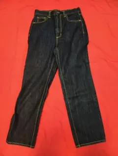 GU　ストレートデニム　レディース