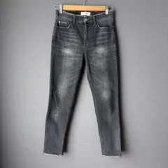美品♡Healthy DENIM ヘルシーデニム カットオフ スキニーデニム 黒のサムネイル